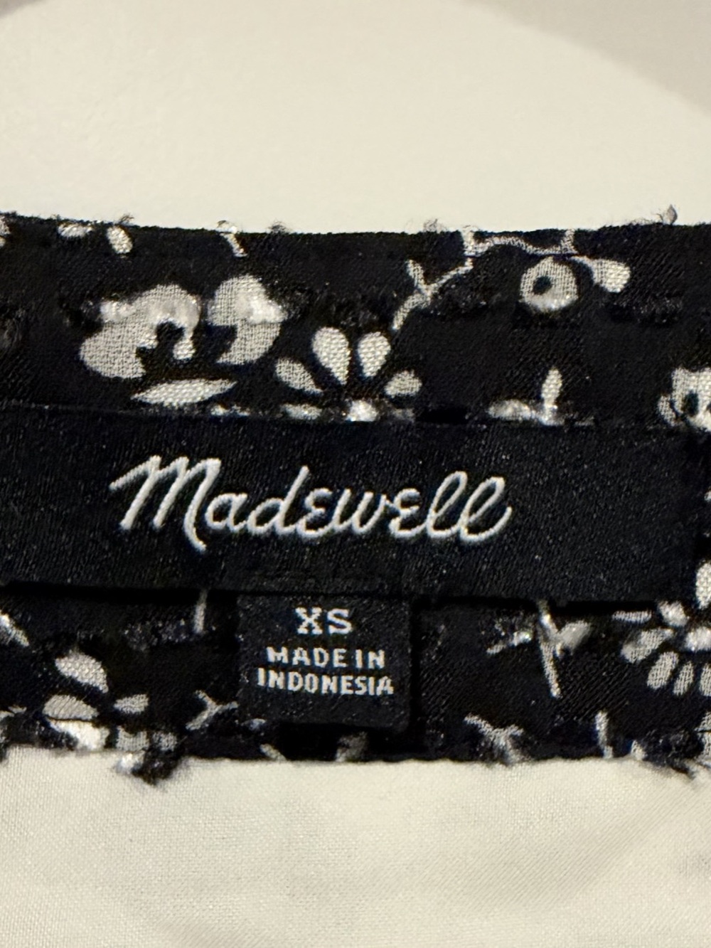 Madewell HAF62 Floral Peplum Blouse in White & Black Size XS - Picture 3 of 10